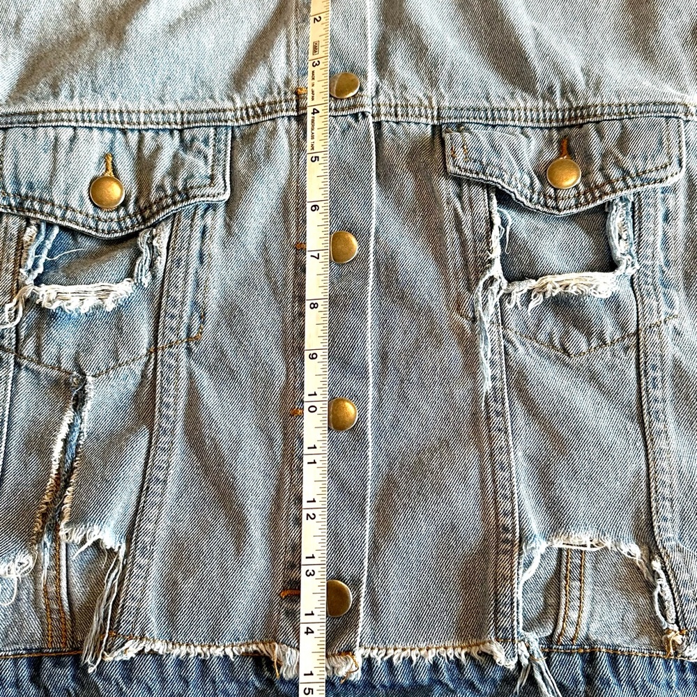LE LIS Collection Cropped Jacket - Picture 5 of 8